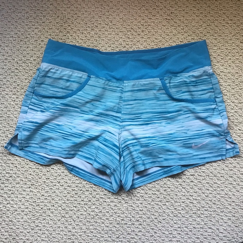 Nike Shorts Size M